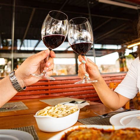 Don Romano Cantina E Pizzaria Celebra Anos Oferta De Vinhos