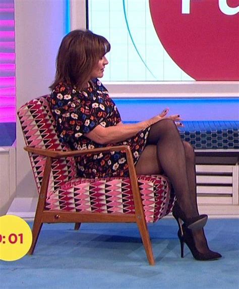 Lorraine Kelly App S On Twitter Lorraine Female News Anchors Kate Middleton Pictures