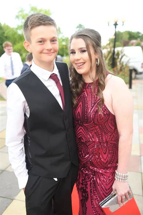 Fantastic pictures of Ganton School pupils celebrating their 2019 prom - Hull Live