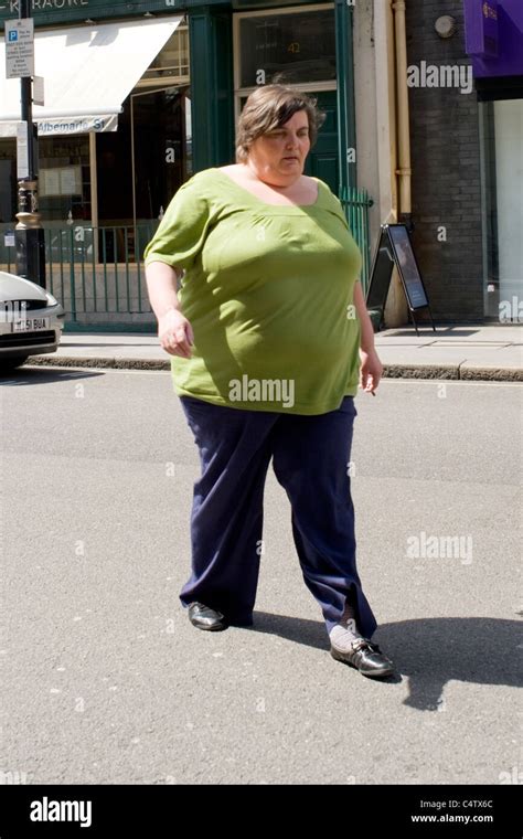 London Mayfair Albemarle Street Very Fat Obese Young Woman In