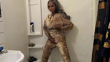 Doll Showers Gets Golden Tracksuit Wet Xvideos