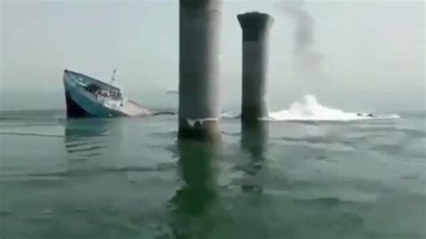 Iranian ship sinks - The Maritime Post