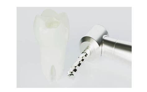 The Key to Successful Tooth Implant Surgery - Appliances Issue