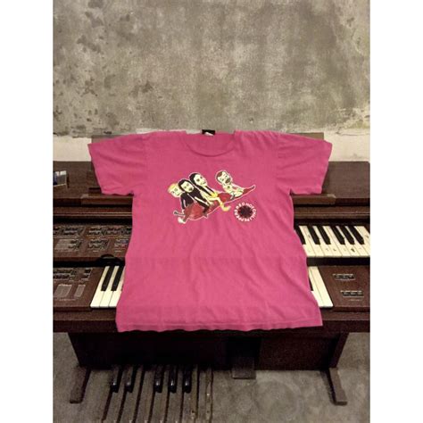 Jual RED HOT CHILI PEPPERS Shopee Indonesia