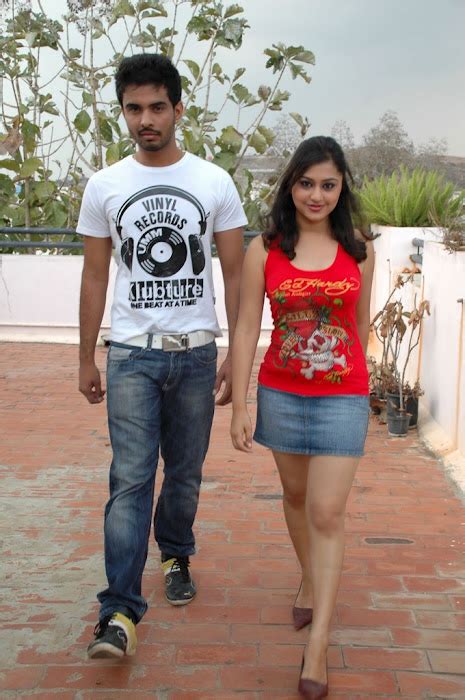 Hot And Spicy Celebrities Yagna Shetty In Ramya Barna Panchamruta