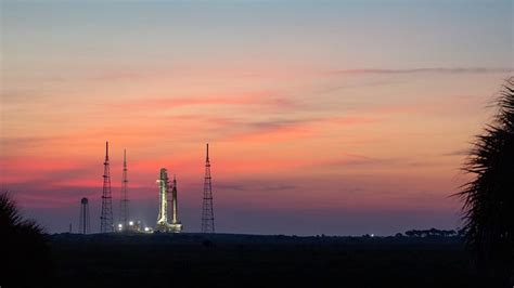 Nasas Moon Rocket Go For Artemis 1 Launch After Final Review Fox