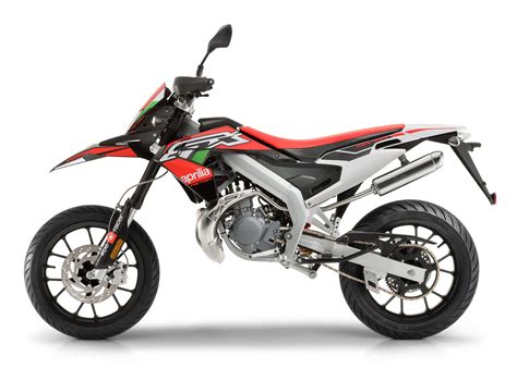 Motorrad Vergleich Aprilia Sx Supermoto Vs Aprilia Scarabeo