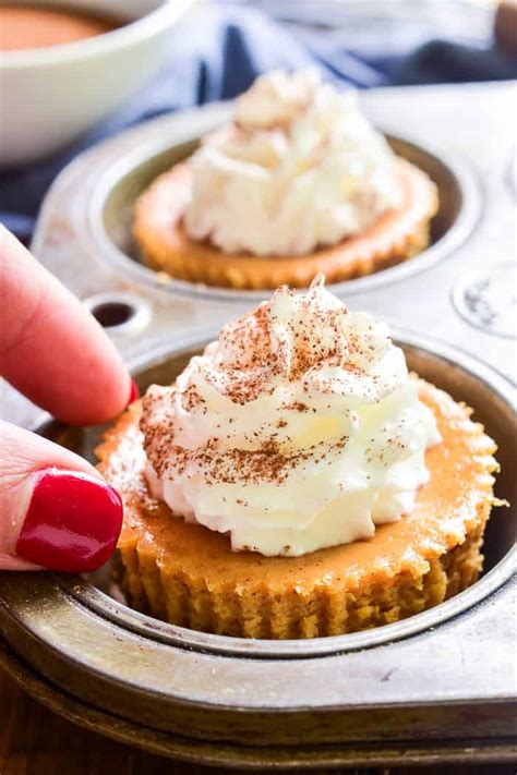 Mini Pumpkin Cheesecake Bites