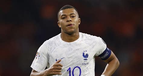 Equipe de France Mbappé est absent de l entraînement du jour