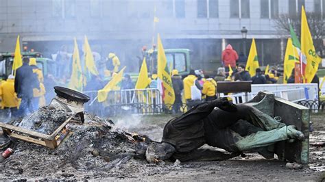 Le Violente Proteste Degli Agricoltori Europei A Bruxelles Lifegate