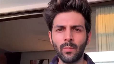 Entertainment News Kartik Aaryan Wishes Fan On Wedding Anniversary Wins Hearts Yet Again