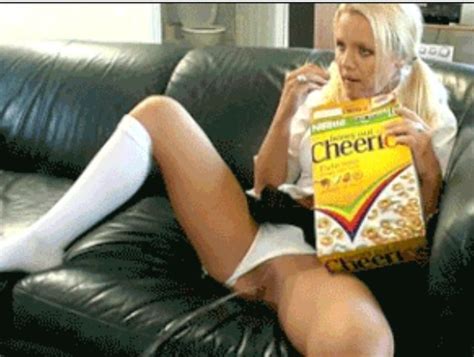 Video Of This Blonde Pissing Please Frankie Babe NameThatPorn