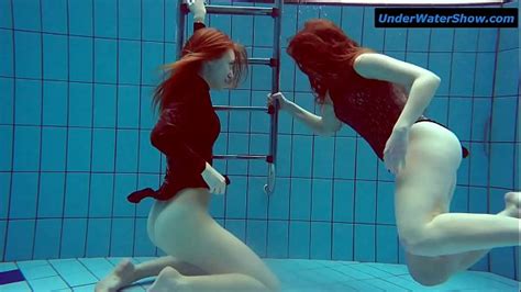 Two Hot Teens Underwater XNXX