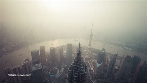 Air pollution is so bad in China, it's turning womens' facial skin ...