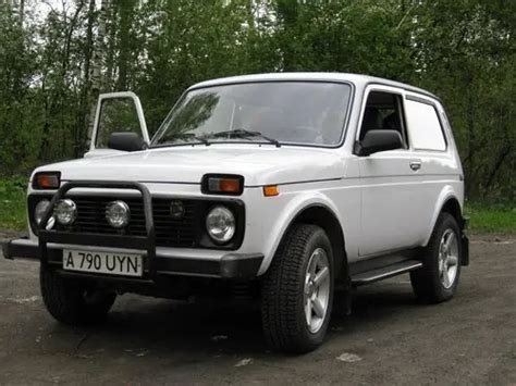 Ваз 21214 подкрылки пластиковые > Автомастерская