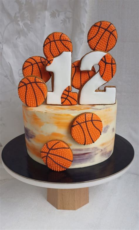 Баскетбол | Basketball birthday cake, 12th birthday cake, Basketball ...