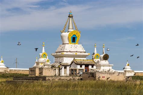 Erdene Zuu monastery — details, temple - Stock Photo | #166126056