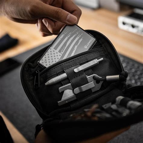 What Is Everyday Carry Beginners Guide To Edc Essentials