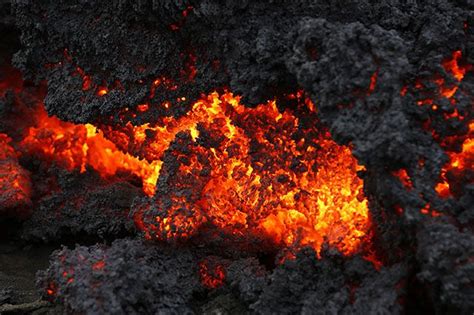 Bardarbunga spuckt Lava-Fontänen | Volcano, Lava flow, Cool landscapes