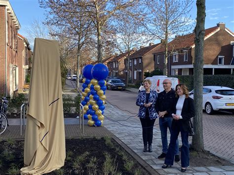 Toon Hermans Huis Feestelijk Heropend Toon Hermanshuis Weert