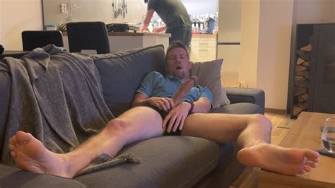 彼は私がカミングを捕まえ私が私の精液を味わったように Pornhub Gay