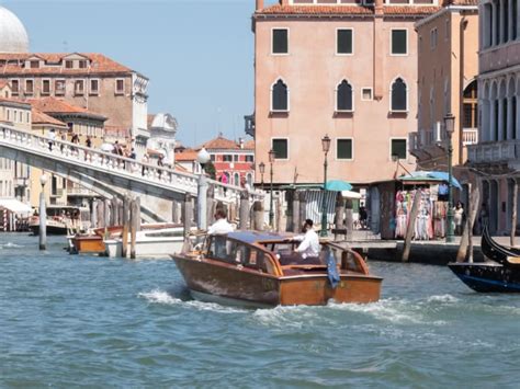 Venice’s Vaporetto Ferries: prices, routes, and guidebook for using ...