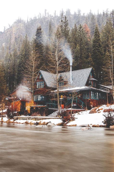 25 Best Christmas Lake House Decorating Ideas Cabins In The Woods