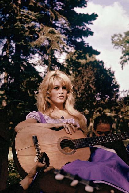 Brigitte Bardot De Sex Symbol Militante Front National