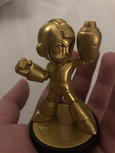 I Got The Golden Mega Man Amiibo Im So Happy R Amiibo