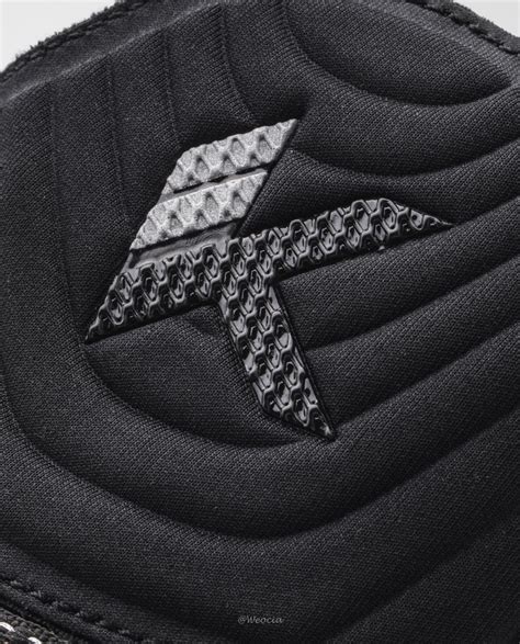 Here's a Detailed Look at the Anta KT3 'Black Panther' - WearTesters