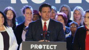 Iowa GOP leader sends Ron DeSantis cease and desist letter for busing in supporters – LGBTQ ...