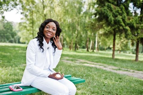 Portrait En Gros Plan D Une L Gante Et Belle Fille Afro Am Ricaine