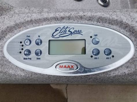 Like New Elite Spas Maax Hot Tub Hot Tub Insider