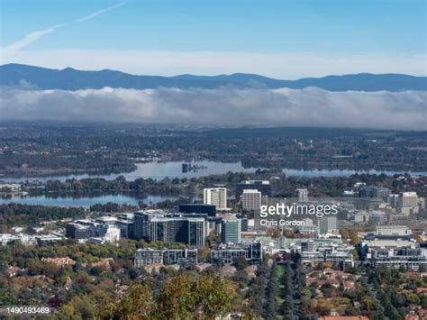 Canberra Skyline Morning Photos and Premium High Res Pictures - Getty ...