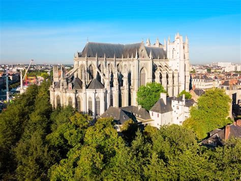 Premium Photo | The nantes cathedral in france