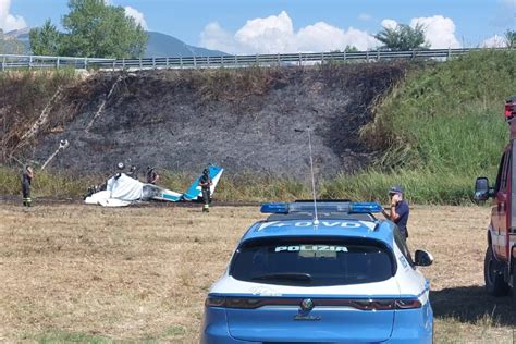 Incidente Aereo A Terni Precipita Ultraleggero Poco Dopo Il Decollo