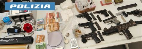 Napoli Droga Nascosta In Garage A Soccavo Trovati Un Fucile E Mila