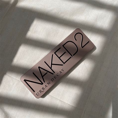 Naked 2 Urban Decay Kesehatan Kecantikan Rias Wajah Di Carousell