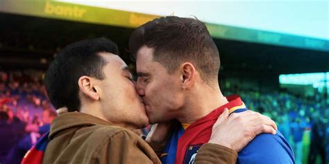 'Ted Lasso' Praised For "Refreshing" Gay Footballer Storyline