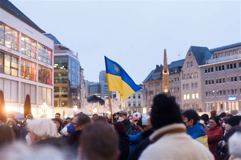 Czy Sprzedawca Ma Obowi Zek Wyda Reszt Znany Prawnik Rozwiewa