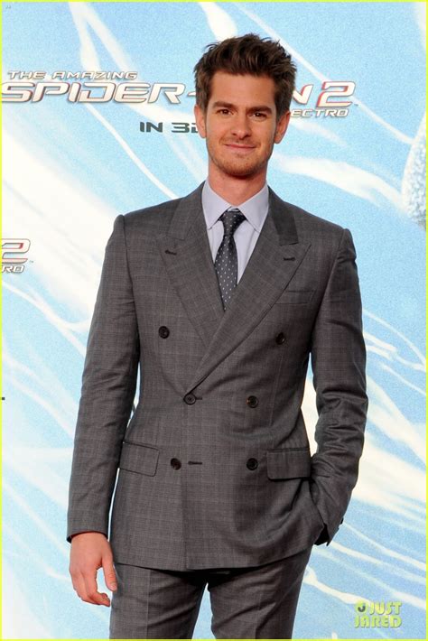 Andrew Garfield Loves Being Naked Isn T Afraid To Admit It Photo