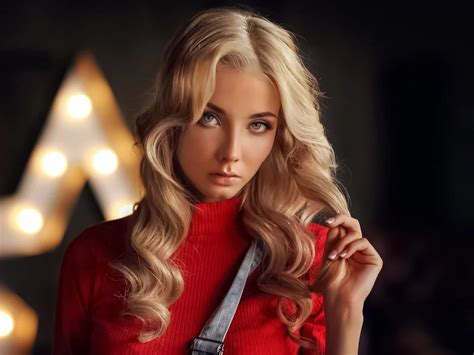 Обои hot model katerina shiryaeva на рабочий стол