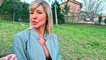 French Blonde Milf Seeking For A Threesome XNXX