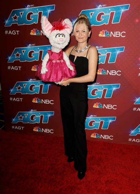 Why darci lynne age surprised fans during her latest performance 28