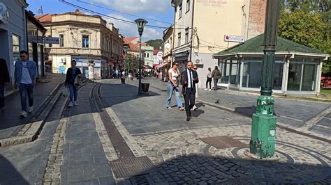 Foto Na Dan Grada Lijepo Vrijeme Izmamilo Tuzlake Na Ulice