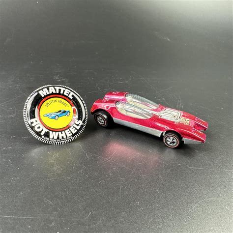 Mattel Hot Wheels Redlines Splittin Image Pink With Button B