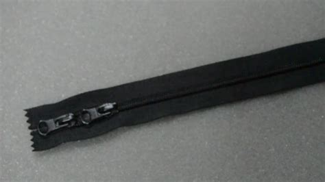 Custom Zip Plastic Nylon Double Ended Zipper With 2 Slider Two Way Head