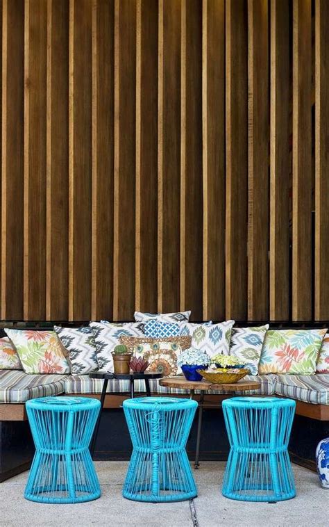 Modern restaurant decoration – the Lemongrass restaurant in Indonesia