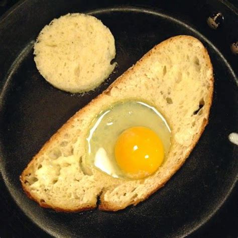 Egg In A Sourdough Basket In 2024 Food Food Pushers Breakfast Dishes