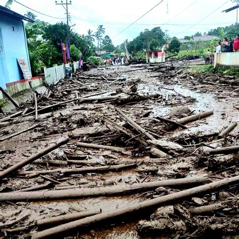 Banjir Bandang Terjang Desa Klabat Minahasa Utara Sulawesi Utara